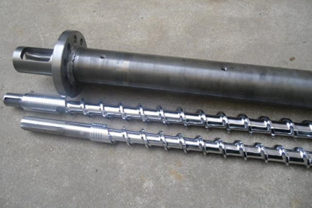 塑料擠出機機筒螺桿發貨前，廠家需要做哪些工作？